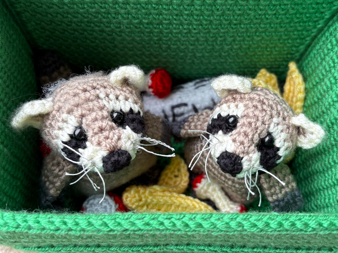 dumpster raccoon crochet pattern dumpster raccoon crochet pattern