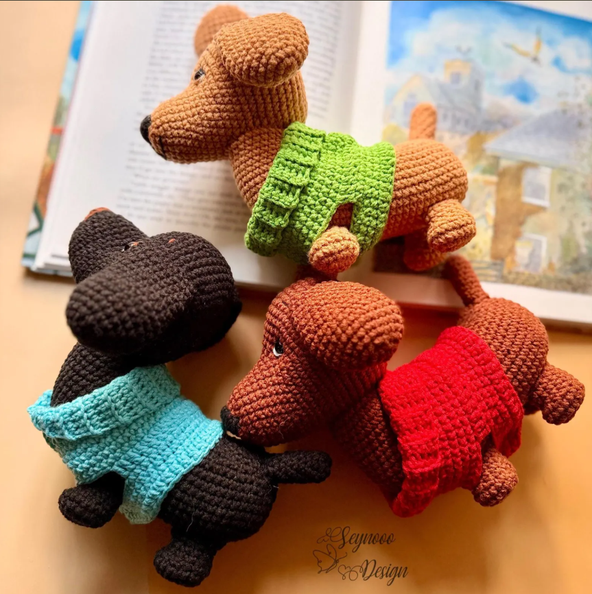 crochet dachshund in sweater pattern crochet dachshund in sweater pattern